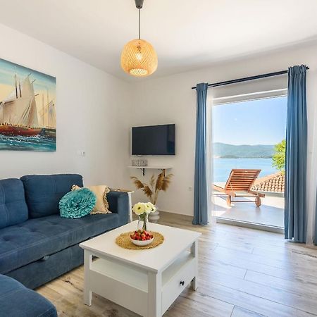 קומרנה Apartments Morska Vila 3 מראה חיצוני תמונה